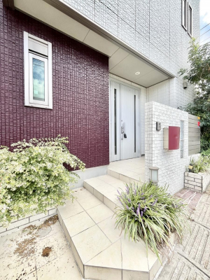 ց@փAv[`ɂ̓v^[ׂċG߂̉ԂłqlĂȂł܂B