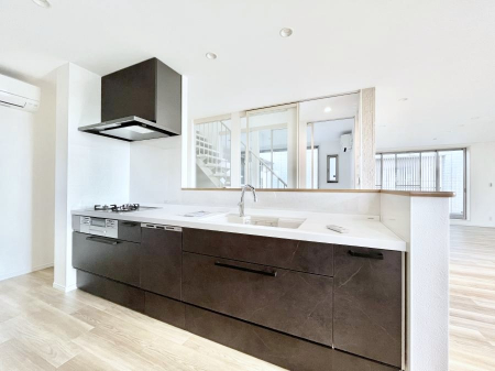 Lb`@H@E򐅊ERcRȂǃfUC@\˔VXeLb`I