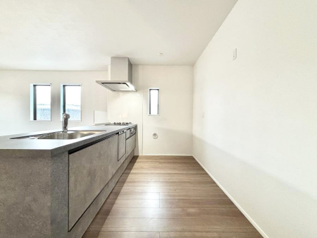 �L�b�`���@��Ƃ肠��L�b�`���ł͂��Ƒ��Ɗy�������������ł��܂��B