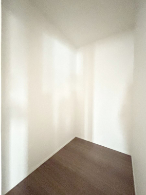 ���̑����ρ@�L�b�`���ɂ̓p���g���[�I�H�ނ̃X�g�b�N�͂������A���p�i�̎��[�Ȃǎg�����͂��낢��I