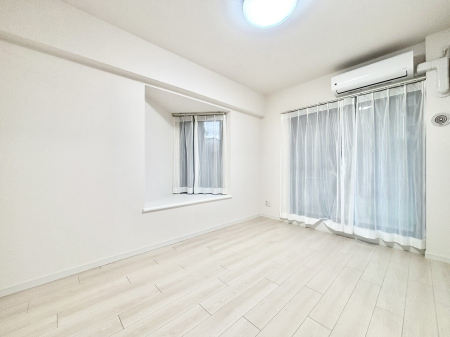 ���̑����ρ@�u�₩�ȓ��������������S�̂�D������ݍ���ł���܂��B