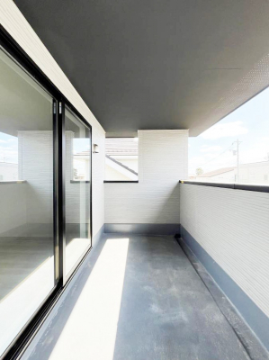 oRj[@}ȂVC̕ωɂSȃCi[oRj[