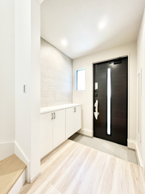 ց@ʔ͂Ƒ̎ʐ^G߂̃CeAŏIƂĉoł܂