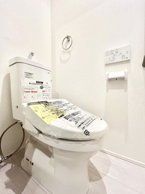 �g�C���@�g�C����1�K��2�K���ꂼ��ɔz�u����Ă��ĂƂĂ��֗��ł��B 