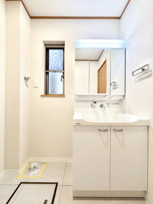 ���ʑ�E���ʏ��@���邢���ʏ��͖����̐g�x�x���y�����ł����Ⴂ�����ł��B