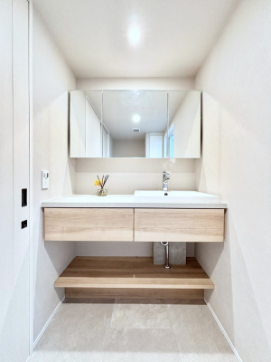 ʑEʏ@㎿ȐʋԂƂ̎Ԃo