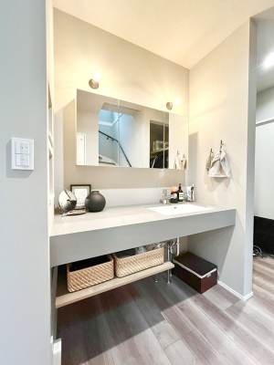 ���ʑ�E���ʏ��@���邢���ʏ��͖����̐g�x�x���y�����ł����Ⴂ�����ł��B