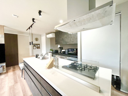 �L�b�`���@��Ƃ肠��L�b�`���ł͂��Ƒ��Ɗy�������������ł��܂��B