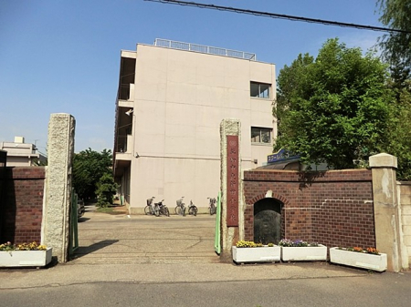 ���ӊ��@���w�Z 1190m �����s���V�c���w�Z