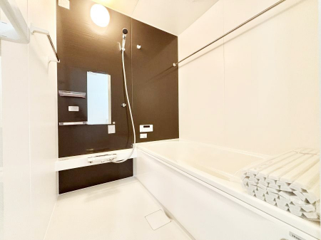 �����@����̔�������Ă���閾�邢�������̂���o�X���[��