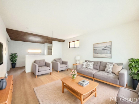 ���r���O�@�������������͋C�̂k�c�j�͉Ƒ��݂�Ȃ̉��K��ԁ��Ƌ��CG�ł�