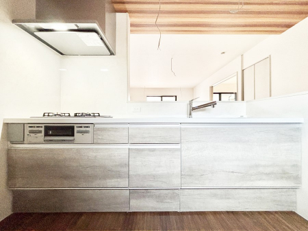 �L�b�`���@�������������I�ɁA�y�����I�V�X�e���L�b�`��