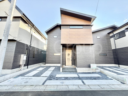 ���n�O�ώʐ^�@�����Ղ�̗z���ƊJ�����ɕ�܂�閾�邢�Z�܂�  