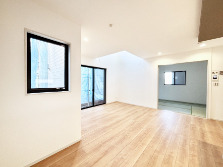 ���̑����ρ@�������ŊJ���������o���鐁�����̂���_�C�j���O