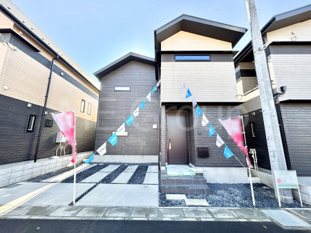 ���n�O�ώʐ^�@�����Ղ�̗z���ƊJ�����ɕ�܂�閾�邢�Z�܂�  