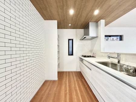 �L�b�`���@�|�b�v�A�b�v�V�䂪�f�G�ȃL�b�`���Ŋy�����������I