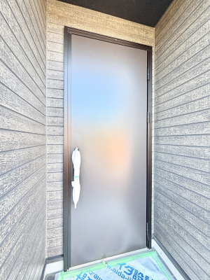 ���ց@��؂ȉƑ��A���q���o�}���錺�ցB