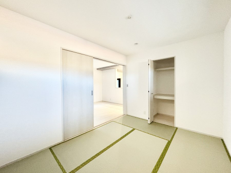 ���̑����ρ@�_�炩����̋�Ԃ́A���q�l�̗V�я�◈�q���̂����ĂȂ��̏ꏊ�Ƃ��ďd�󂵂܂��B 