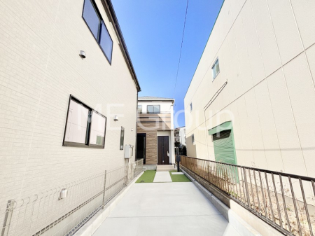 ���n�O�ώʐ^�@���܂����n�`�́A�ԓ��ɖʂ��Ă��炸�A�Â��Ńv���C�x�[�g���𖡂킦�闧�n�ł��B 