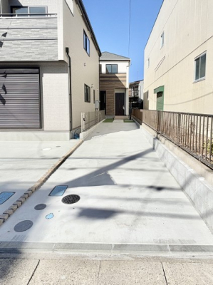 �@�����Ɍ������Ȃ����ԃX�y�[�X�B