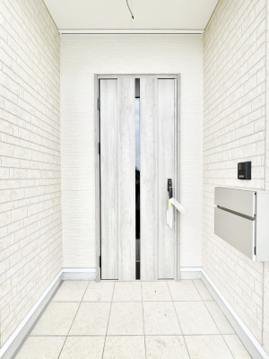 ���ց@��؂ȉƑ��A���q���o�}���錺�ցB