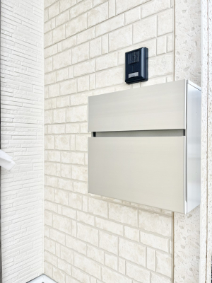 ���̑��@�V���v���f�U�C���̃|�X�g�B