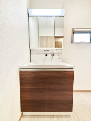 ���ʑ�E���ʏ��@���[�͂Ƌ@�\���ɗD�ꂽ���ʉ��ϑ�