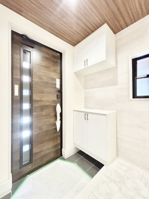 ���ց@���ʔ��͂��Ƒ��̎ʐ^��G�߂̃C���e���A�ŏ���I�Ƃ��ĉ��o�ł��܂�