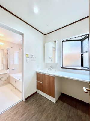 ���̑��@���������Ă���̂Ŏ��C�̑����ꏊ�ł����C���\���s���܂��B�����̐g�x�x���C�����ǂ��I