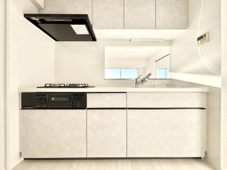 �L�b�`���@���������Ȃ���ł����Ƒ��Ƃ̉�b���y���߂�ΖʃL�b�`��