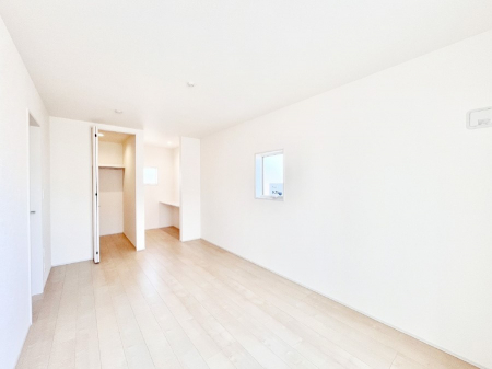 �Q���@WIC���J�E���^�[�t���̂������ŏ[�������v���C�x�[�g���Ԃ��߂����܂��B�@