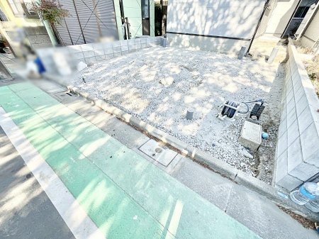 �@�����Ɍ������Ȃ����ԃX�y�[�X�B