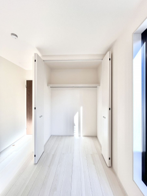 ���[�@�����Ղ�̎��[�X�y�[�X�ŉ��K�ɕ�点���� 