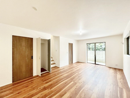 rO@邢zA͋̕Cɖ郊rOE_CjOB