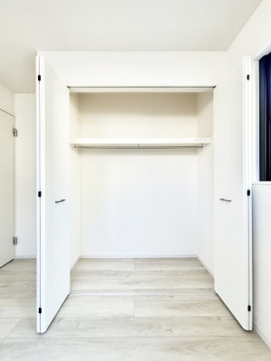 ���[�@�����Ղ�̎��[�X�y�[�X�ŉ��K�ɕ�点���� 