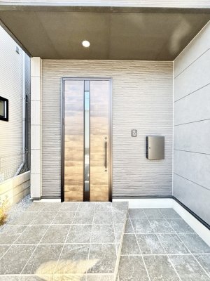 ���ց@��؂ȉƑ��A���q���o�}���錺�ցB