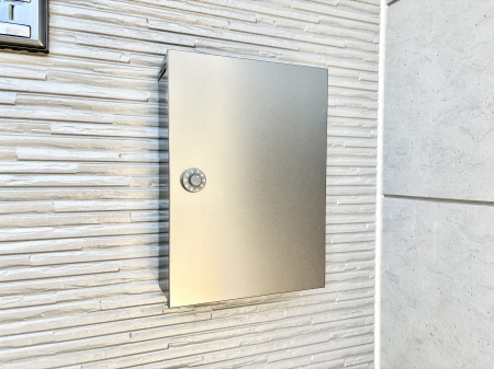 ���̑��@�V���v���f�U�C���̃|�X�g�B