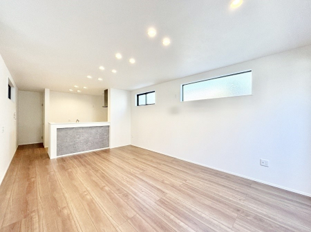 ���̑����ρ@�V���v���ȃf�U�C���Ȃ̂ŃC���e���A���l����̂��y���݂ł��ˁI