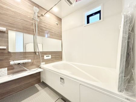 �����@����̔�������Ă���閾�邢�������̂���o�X���[��