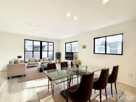 ���r���O�@���Ƒ��̓��₩�Șb�����ŕ�܂�閾�邢���r���O  ���Ƌ��CG�ł�