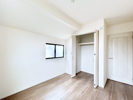 �q�������@�q�������ɂ��������߂Ȏ��[�X�y�[�X�����Ղ�̋���