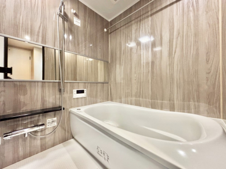 �����@����̔�������Ă���閾�邢�������̂���o�X���[��  