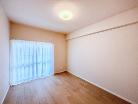 ���̑����ρ@�o���R�j�[���J�������v���X���Ă����m��  