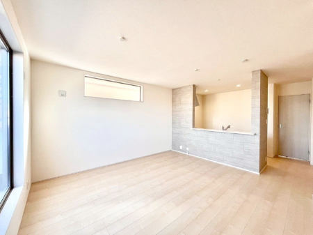 ���r���O�@�������������͋C�̂k�c�j�͉Ƒ��݂�Ȃ̉��K���  