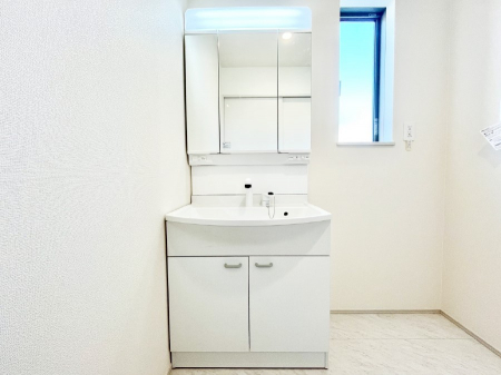 ���ʑ�E���ʏ��@���[�͂Ƌ@�\���ɗD�ꂽ���ʉ��ϑ�