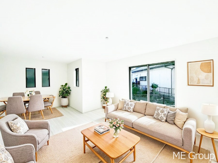 ���r���O�@�������������͋C�̂k�c�j�͉Ƒ��݂�Ȃ̉��K��ԁ��Ƌ��CG�ł�