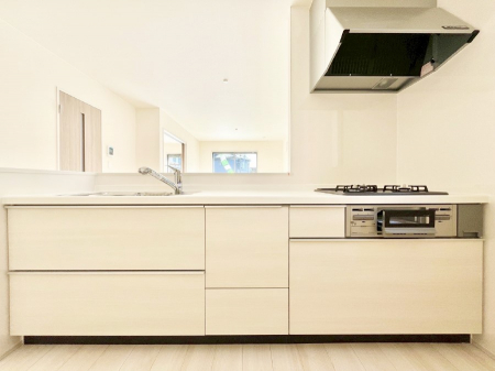 �L�b�`���@�������������I�ɁA�y�����I�V�X�e���L�b�`��