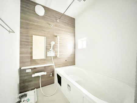 �����@����̔�������Ă���閾�邢�������̂���o�X���[��