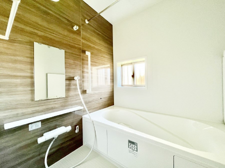 �����@����̔�������Ă���閾�邢�������̂���o�X���[��