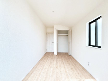 �Q���@�g���₷���`�Ńx�b�g��Ƌ�̒u�����ɂ����邱�Ƃ�����܂���B 